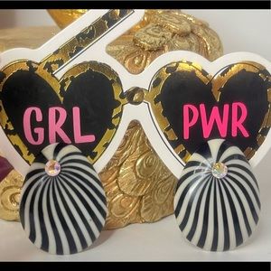 2 for $10 Vintage Earrings. Make a Bundle